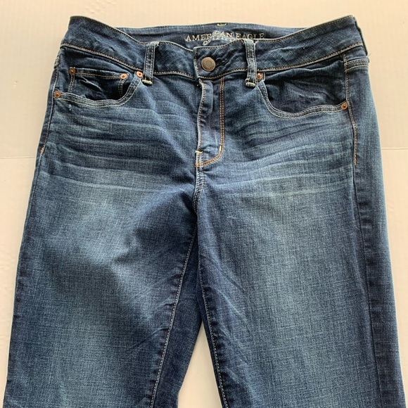 American Eagle Outfitters Woman's Jeans Size 12 Straight Super Stretch - Picture 3 of 16